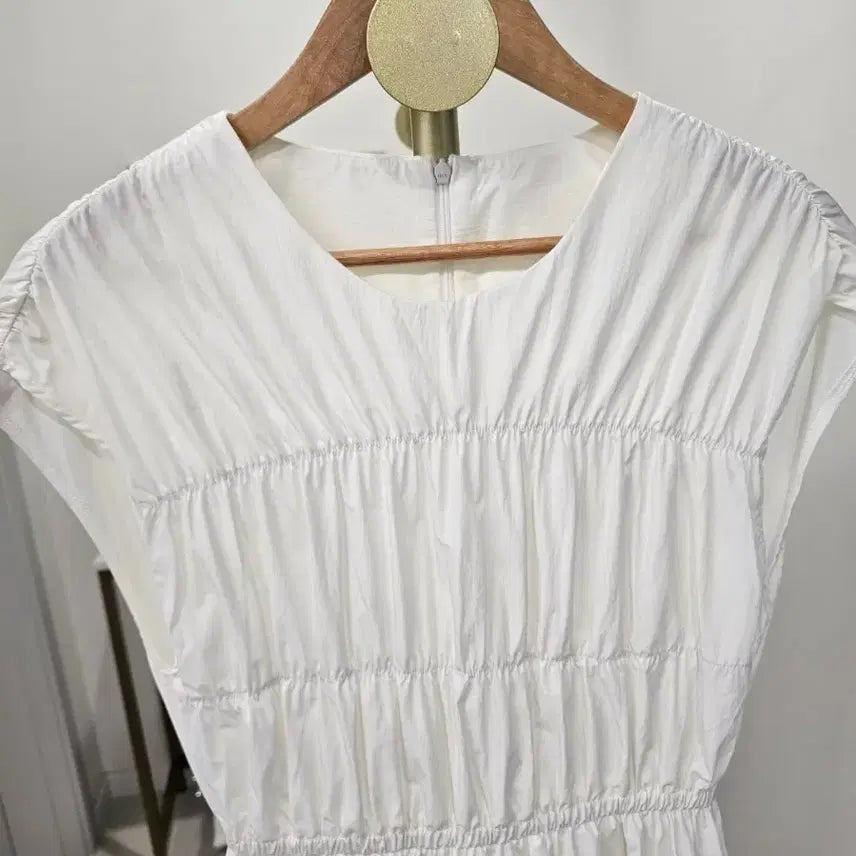 [SOLD OUT] 고퀄 셔링 밴딩 롱 원피스
