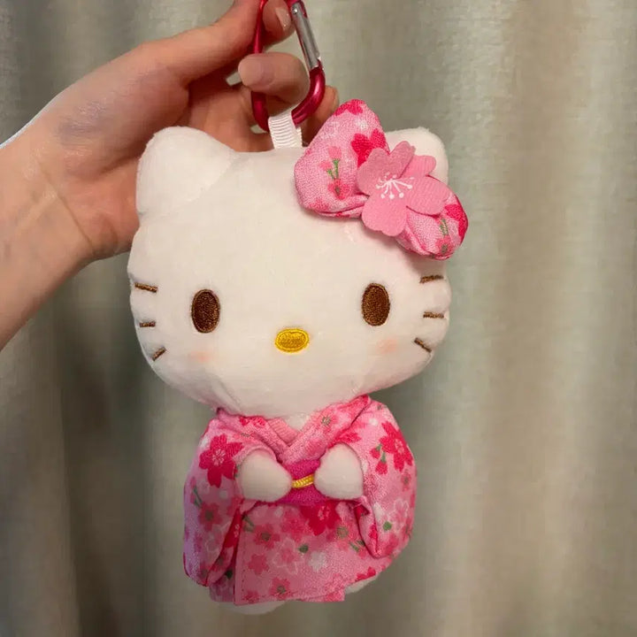 [BUNJANG] Sanrio Sakura Kimono Hello Kitty Doll Basket Keyring / 일본정품 벚꽃 사쿠라 기모노키티 인형 장바구니 키링