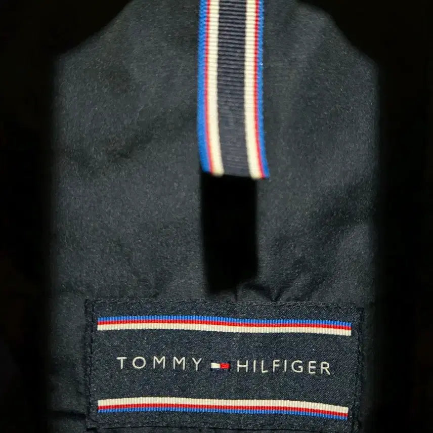 [BUNJANG] Tommy Hilfiger Windbreaker Jacket Size 95 / 정품!타미힐피거 바람막이자켓 95