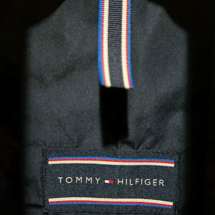 [BUNJANG] Tommy Hilfiger Windbreaker Jacket Size 95 / 정품!타미힐피거 바람막이자켓 95