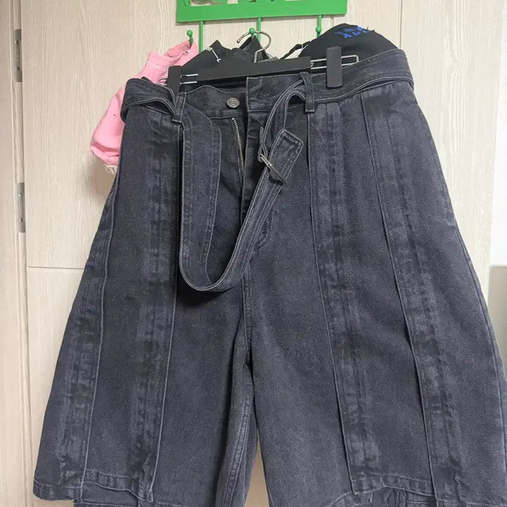 [BUNJANG] Songzio 25SS Collection Vertical Denim Shorts / 송지오25ss 컬렉션 버티컬 데님 쇼츠 판매합니다.
