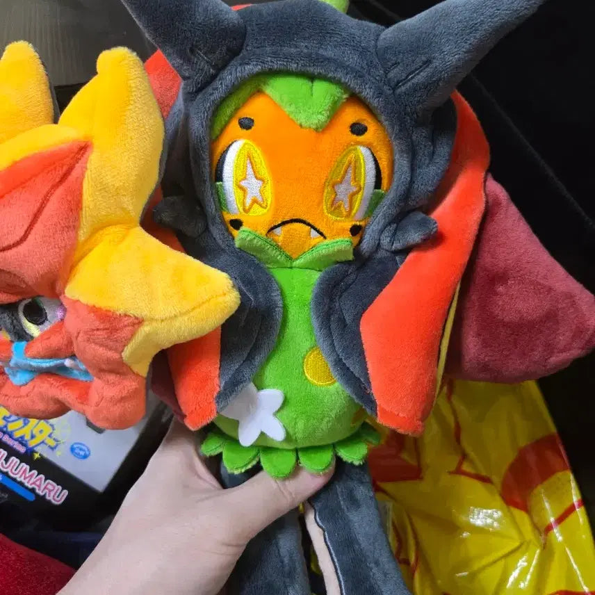 [BUNJANG] Pokemon Center Ogerpon Plush Doll / 포켓몬스터 포켓몬센터 오거폰 화덕의가면 인형 누이