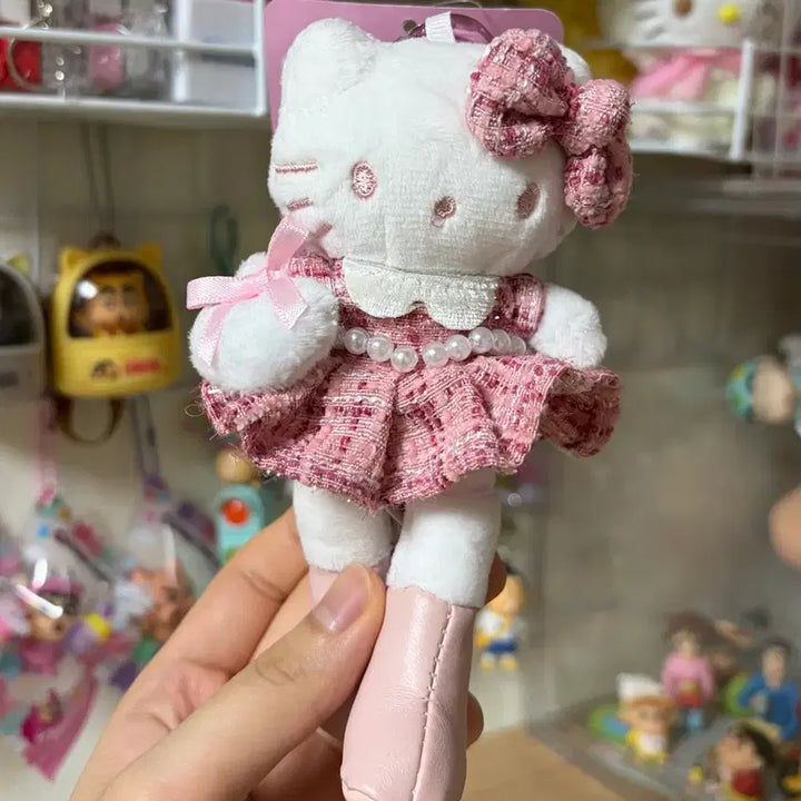 [BUNJANG] Hello Kitty Pink Tweed Dress Long Legs Doll Keychain / 헬로키티 핑크 트위드 원피스 롱다리 인형 키링