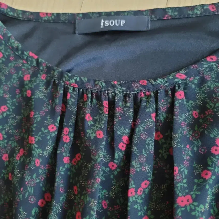 [BUNJANG] SOUP Flower Pattern Black Chiffon Mini Dress / SOUP 플라워 패턴 블랙 쉬폰 미니 원피스