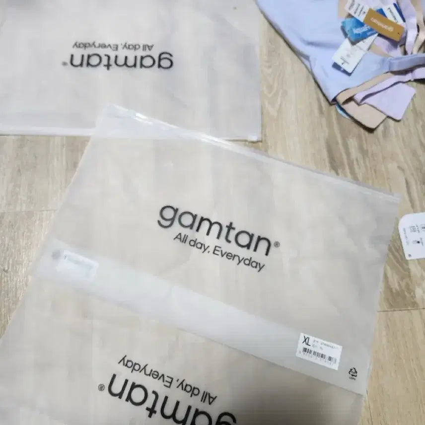 [BUNJANG] Gamtans Bra Hook Type XL 90A~ Set of 3 / 감탄브라 후크형 xl 90a~3개(오늘 배송 받은 새상품)