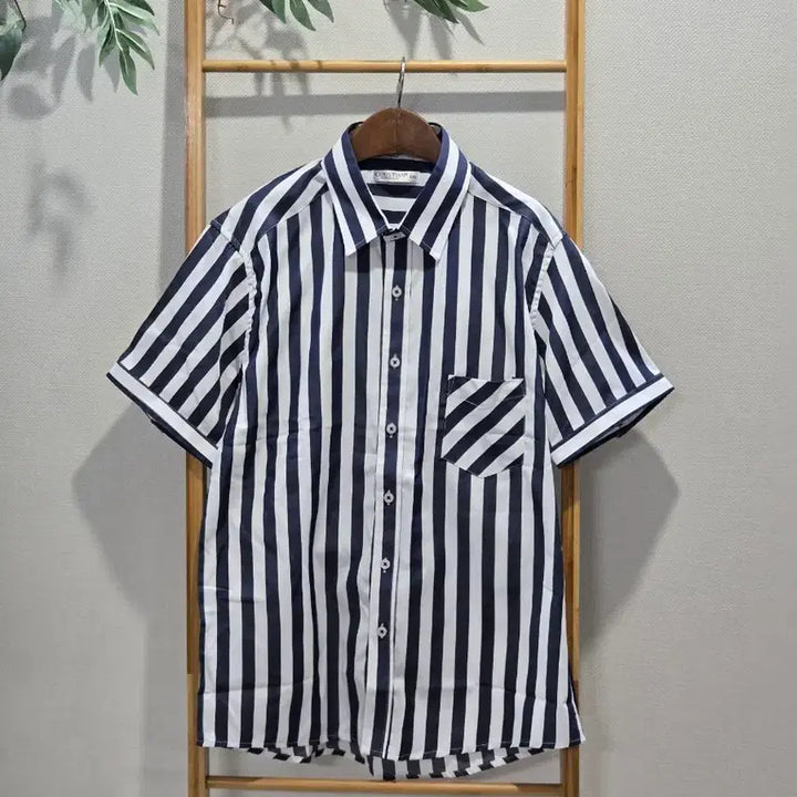 [BUNJANG] Christian Stephanes Navy Stripe Short Sleeve Shirt (Size 100) / 스트라이프 반팔셔츠