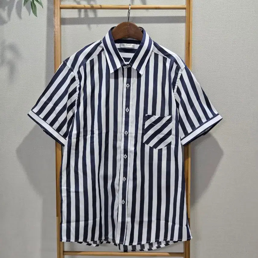 [BUNJANG] Christian Stephanes Navy Stripe Short Sleeve Shirt (Size 100) / 스트라이프 반팔셔츠