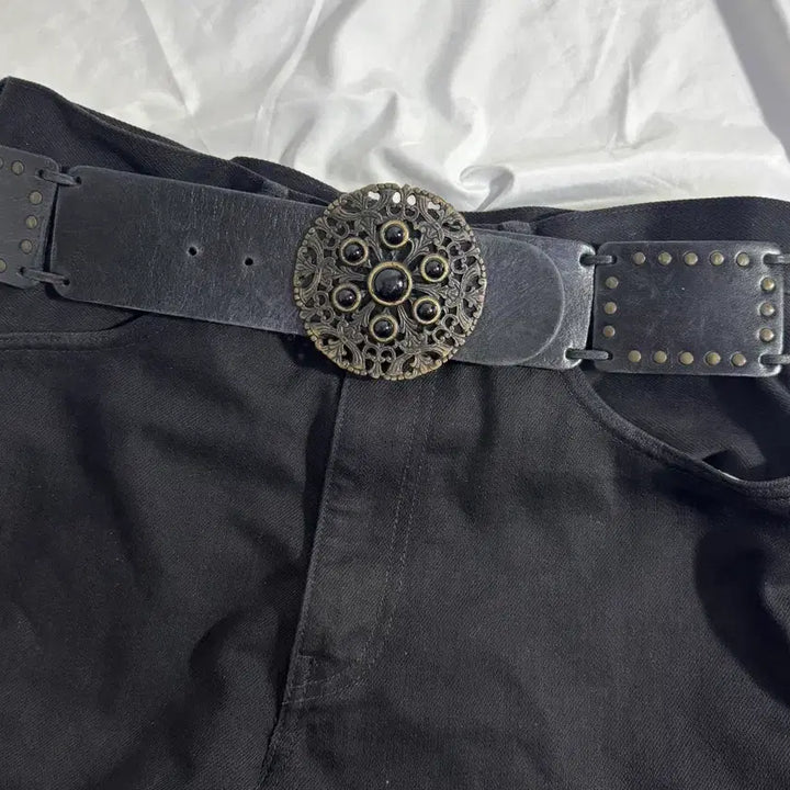 [BUNJANG] Vimoda Paris Ornament Buckle Studded Real Leather Belt / Vimoda 오너먼트 버클 스터드 리얼 레더 벨트