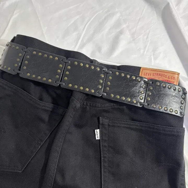 [BUNJANG] Vimoda Paris Ornament Buckle Studded Real Leather Belt / Vimoda 오너먼트 버클 스터드 리얼 레더 벨트