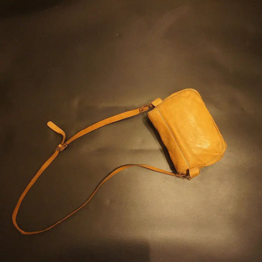 [BUNJANG] Crossbody Bag Leather Bag Vintage Bag / 7150 크로스가방 크로스백 가죽백 가죽가방 빈티지가방 여성가방 남자백