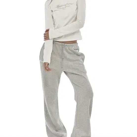 [BUNJANG] Klothier Clean Club Letter Top White / 새상품) 클리시어 클린 클럽 레터 탑 화이트