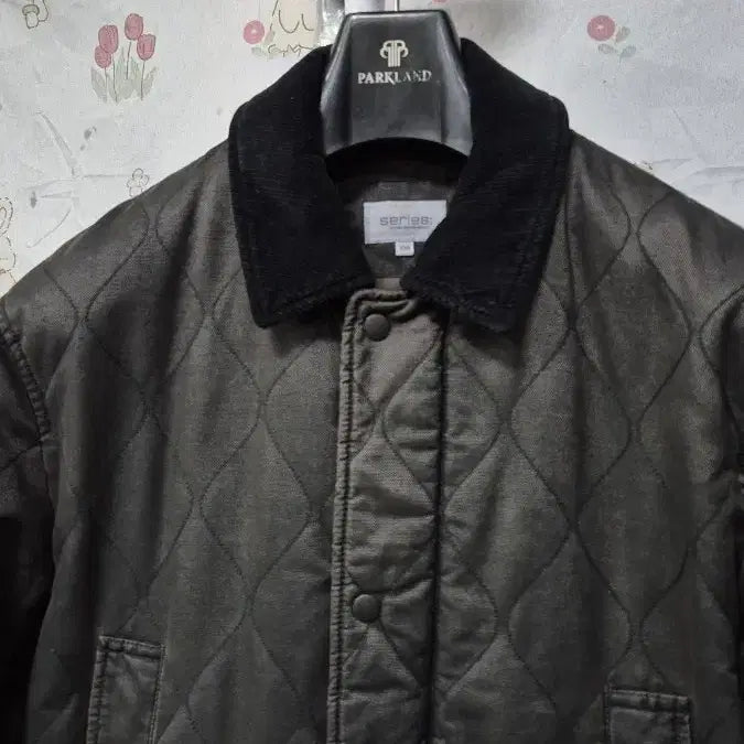 [BUNJANG] SERIES Waxed Cotton Quilted Jumper Jacket / 시리즈    왁스  퀼팅 (충전재) 점퍼 자켓