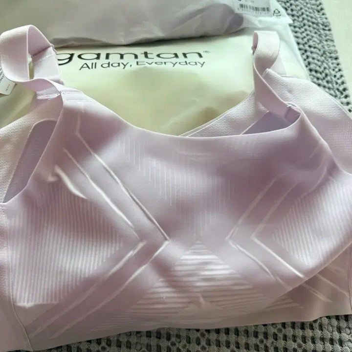 [BUNJANG] Gamtansabra S2 In-yeon Gamtansabra S1 Bra Set / 감탄브라자세브라2.인견브라1