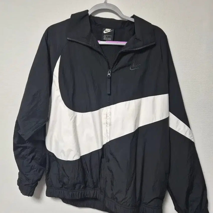 [BUNJANG] Nike Big Swoosh Woven Windbreaker Jacket / 나이키 빅스우시 우븐 바람막이