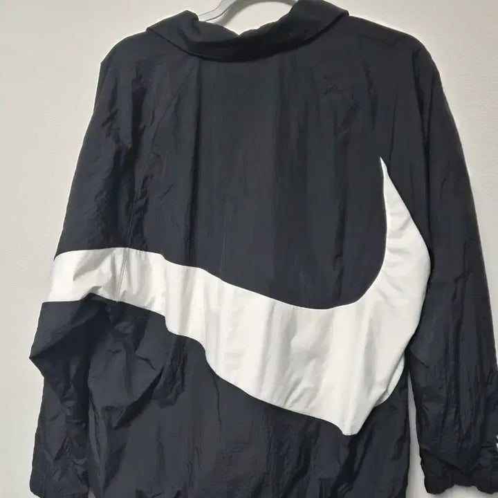 [BUNJANG] Nike Big Swoosh Woven Windbreaker Jacket / 나이키 빅스우시 우븐 바람막이