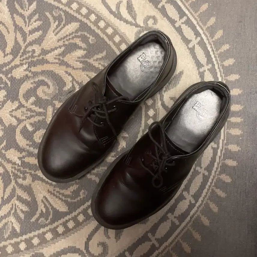 [BUNJANG] Dr. Martens 1461 Mono 3-Eye Black Shoes / 닥터마틴 1461 모노 3홀 블랙 구두