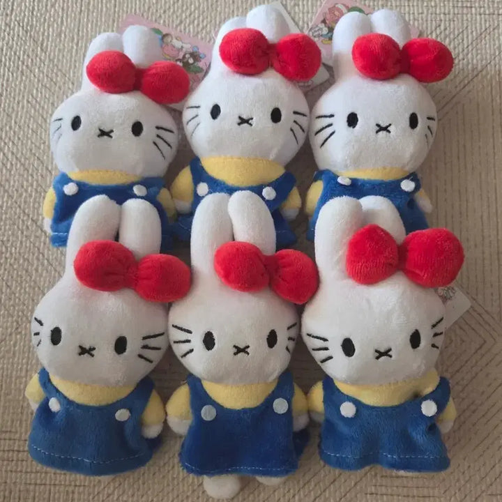 [BUNJANG] Miffy x Kitty Collaboration Plush Keychain / 미피키티 인형키링 새상품