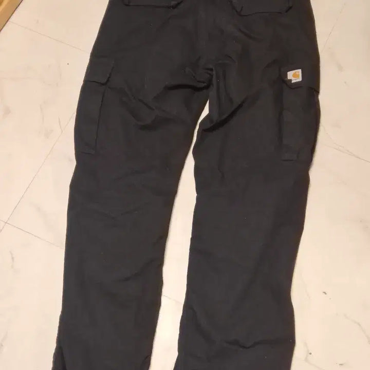 [BUNJANG] Carhartt Cargo Pants Size 34x32 / 칼하트 카고 팬츠