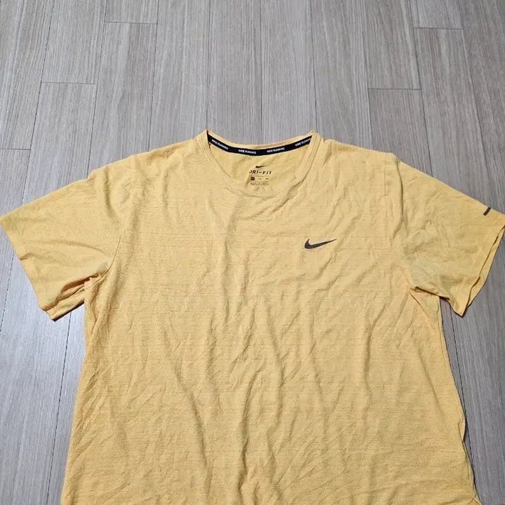 [BUNJANG] Nike T-Shirt &amp; Training Pants Bundle Set / 나이키 반팔티 &amp; 트레이닝 바지 일괄