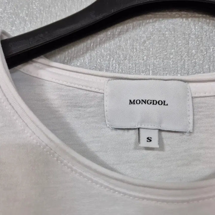 [BUNJANG] MONGDOL Cropped Blim T-Shirt (Size S) / MONGDOL 크롭 블림 반팔티 S
