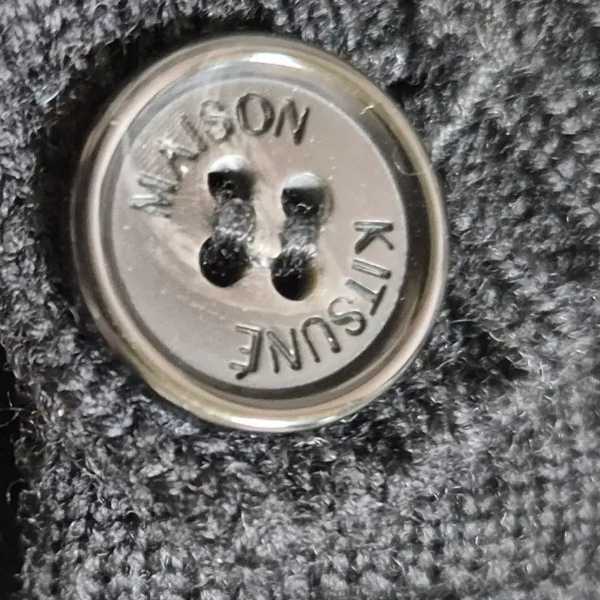 [BUNJANG] Maison Kitsuné Fox Embroidery Wool Cardigan (Women&