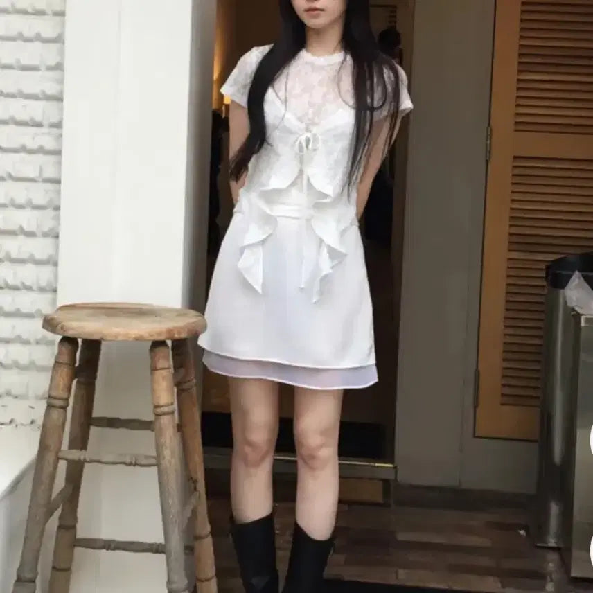 [BUNJANG] Daybean Eden Satin Lace Mini Skirt Ivory / 데이빈 이든 샤틴 새틴 레이스 미니 스커트 치마 아이보리