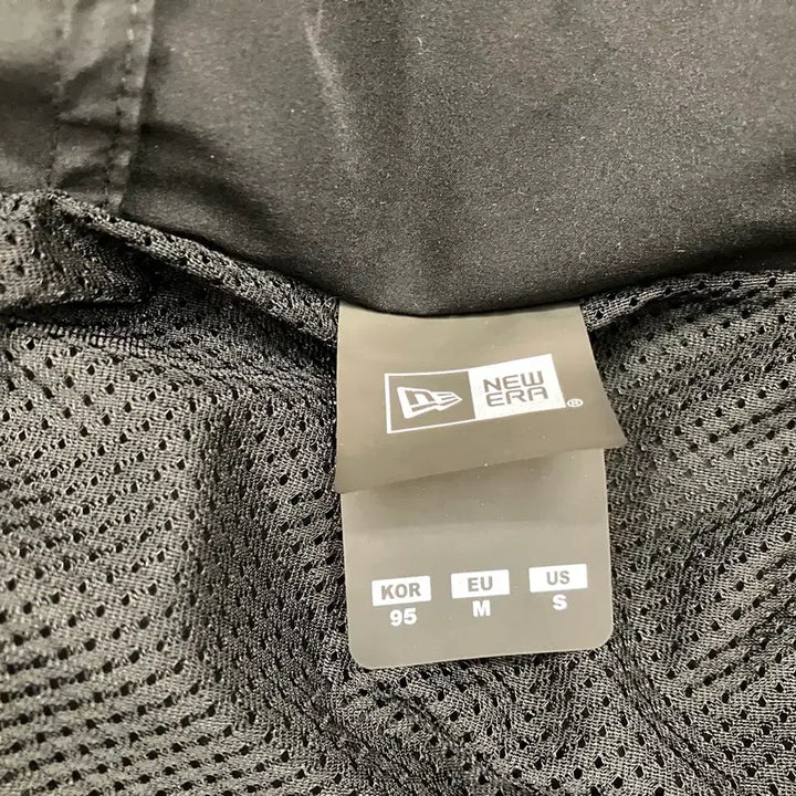 [BUNJANG] New Era Windbreaker Jacket / 뉴에라(new Era) 바람막이 95(M)