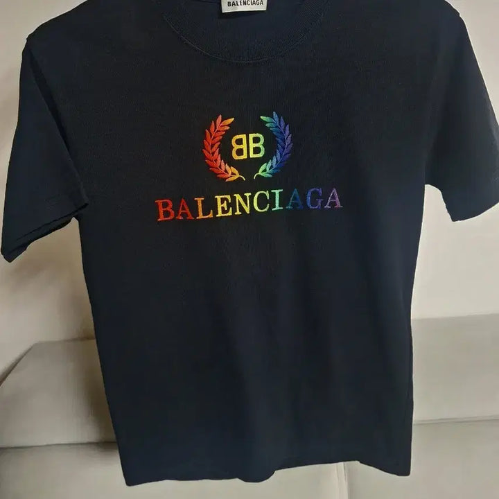 [BUNJANG] Balenciaga Laurel Logo Short Sleeve T-Shirt / 발렌시아가 월계수 반팔