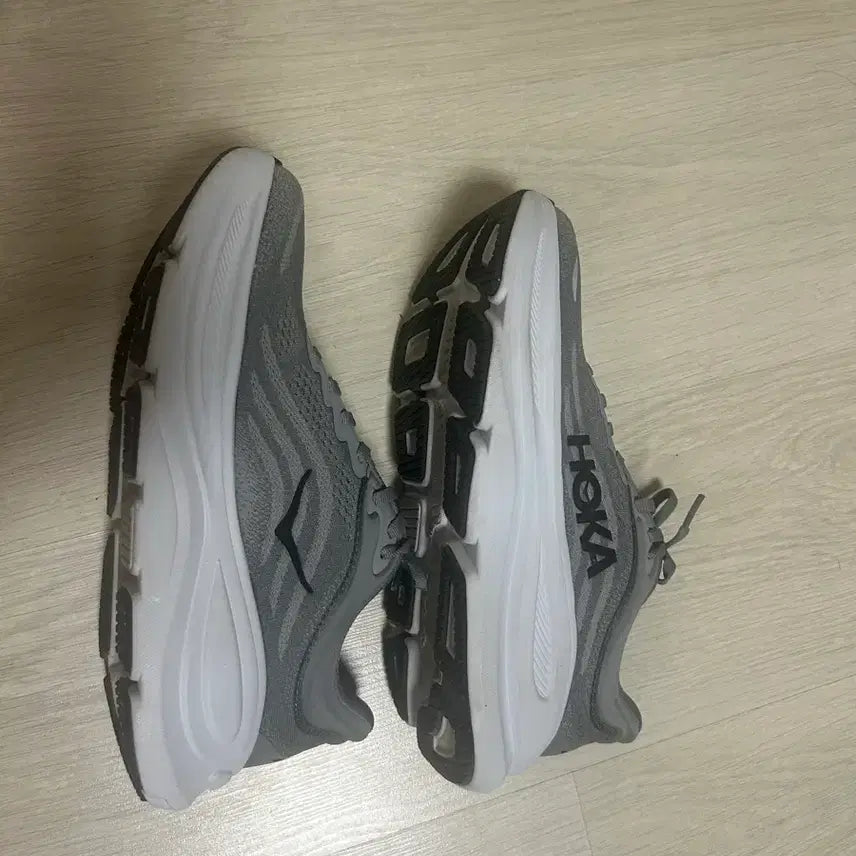 [BUNJANG] Hoka Bondi 9 Running Shoes Gray / 호카 본디 9 그레이