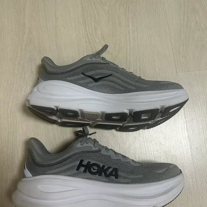 [BUNJANG] Hoka Bondi 9 Running Shoes Gray / 호카 본디 9 그레이
