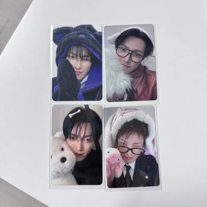 [BUNJANG] ATEEZ Hongjoong GOLDEN HOUR Part.4 POB Photocard Bundle Set / 에이티즈 홍중 골든아워 파트4 미공포 포카 4종 일괄 판매