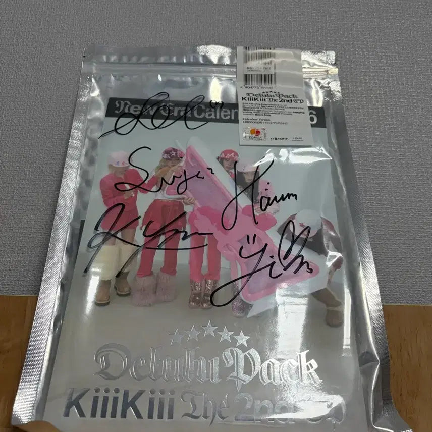 [BUNJANG] KiiiKiii DELULU PACK All Members Non-Signed Version / 키키 KiiiKiii DELULU PACK / 전멤버 비매 사인반