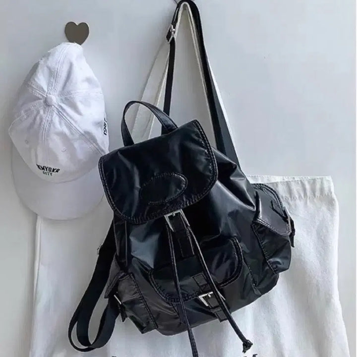 [BUNJANG] Simple Nylon Glossy Mini Backpack Bag - Black / 새상품)심플 나일론 글로시 미니 버킷 백팩 가방 블랙