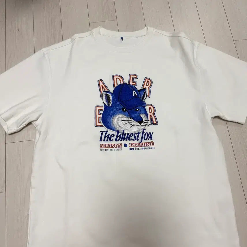 [BUNJANG] Maison Kitsuné x ADER Error Blue Fox Short Sleeve T-shirt White a2 / 메종키츠네 아더에러 블루 폭스 반팔 티셔츠 화이트 a2