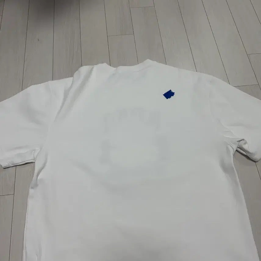 [BUNJANG] Maison Kitsuné x ADER Error Blue Fox Short Sleeve T-shirt White a2 / 메종키츠네 아더에러 블루 폭스 반팔 티셔츠 화이트 a2