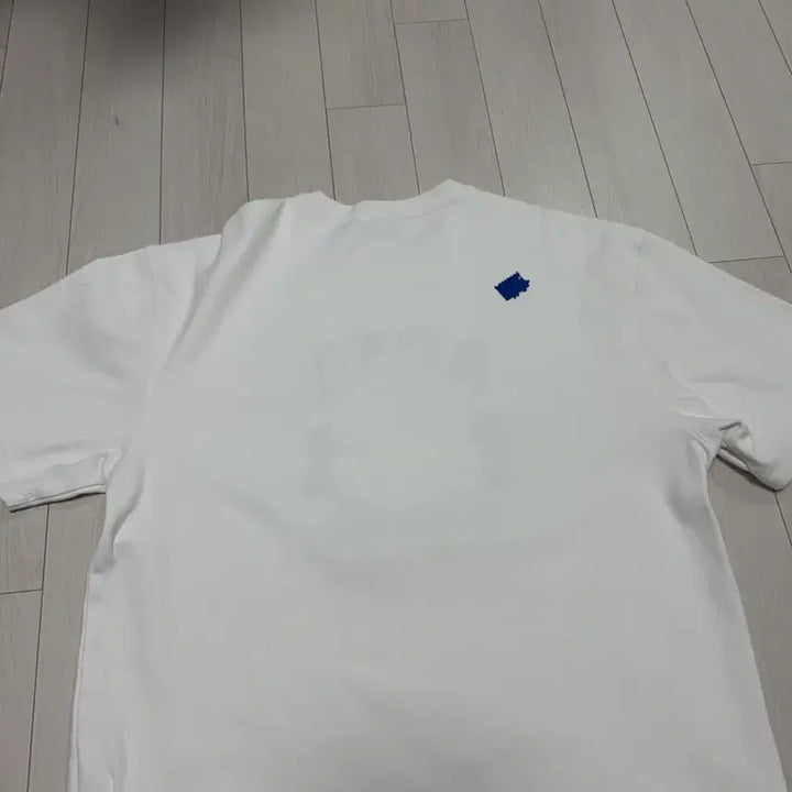 [BUNJANG] Maison Kitsuné x ADER Error Blue Fox Short Sleeve T-shirt White a2 / 메종키츠네 아더에러 블루 폭스 반팔 티셔츠 화이트 a2