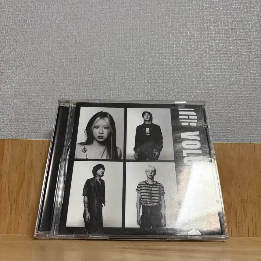 [SOLD OUT] 더 발룬티어스 The Volunteers / 개봉 CD