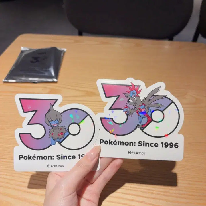 [BUNJANG] Pokemon 30th Anniversary Sticker Set - Monodu &amp; Dracovish / 포켓몬 30주년 기념 스티커 모노두, 삼삼드래 세트