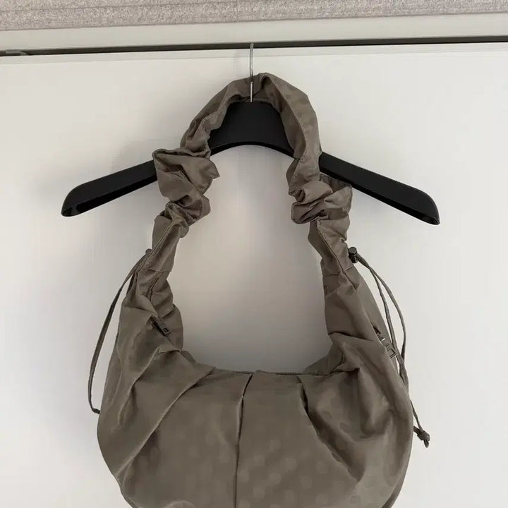 [BUNJANG] Yohji Yamamoto Dot Shirring Shoulder Bag / Y SACCS 요지야마모토 도트 셔링 숄더백