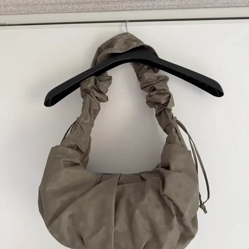 [BUNJANG] Yohji Yamamoto Dot Shirring Shoulder Bag / Y SACCS 요지야마모토 도트 셔링 숄더백