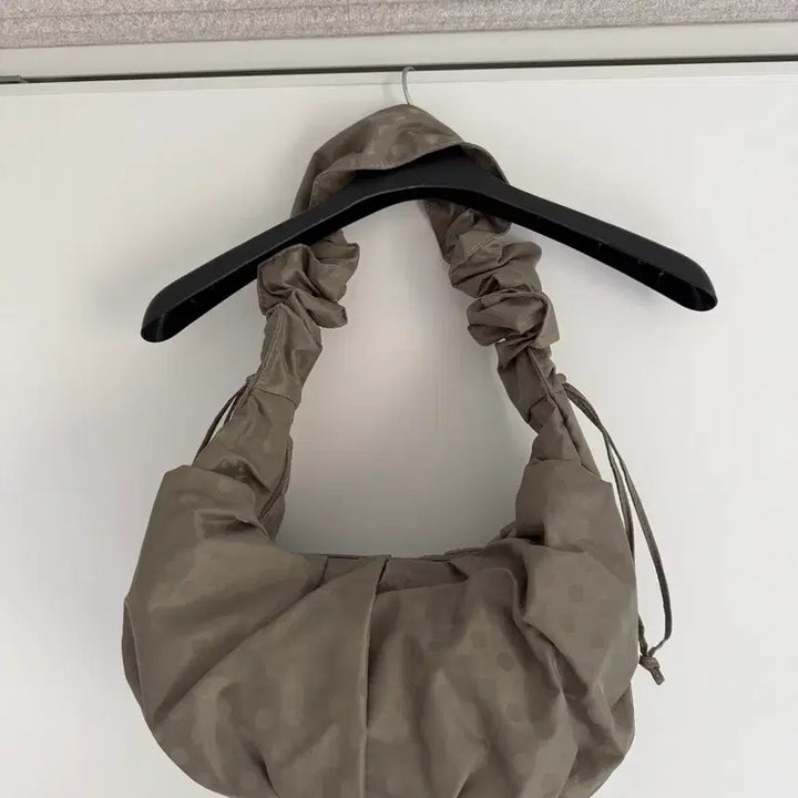 [BUNJANG] Yohji Yamamoto Dot Shirring Shoulder Bag / Y SACCS 요지야마모토 도트 셔링 숄더백