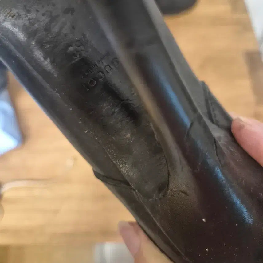 [BUNJANG] Black Leather Ankle Boots / 검정색 가죽 앵클 부츠