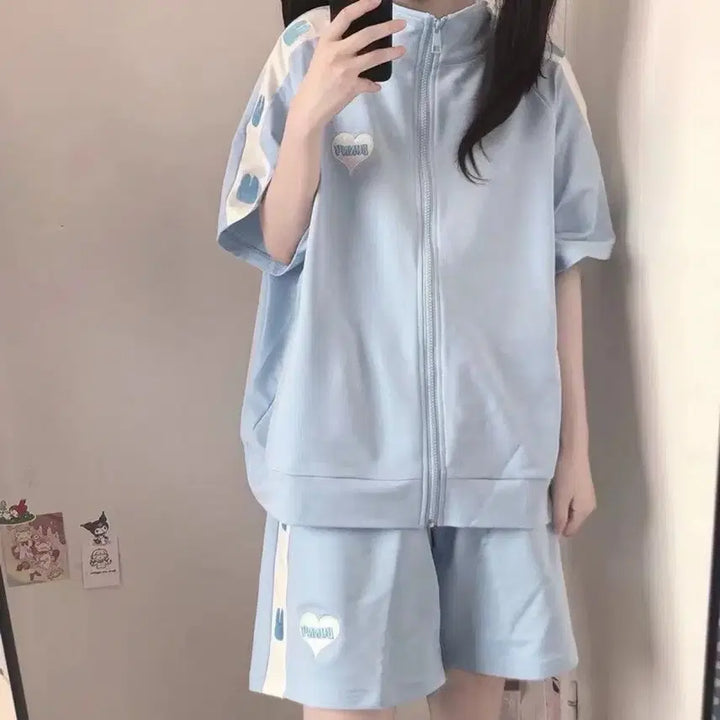 [BUNJANG] Subculture Heart Embroidery Half Zip-Up Training Set (2 Colors) / 서브컬처 하트 자수 반팔 집업 트레이닝복 세트(2컬러)