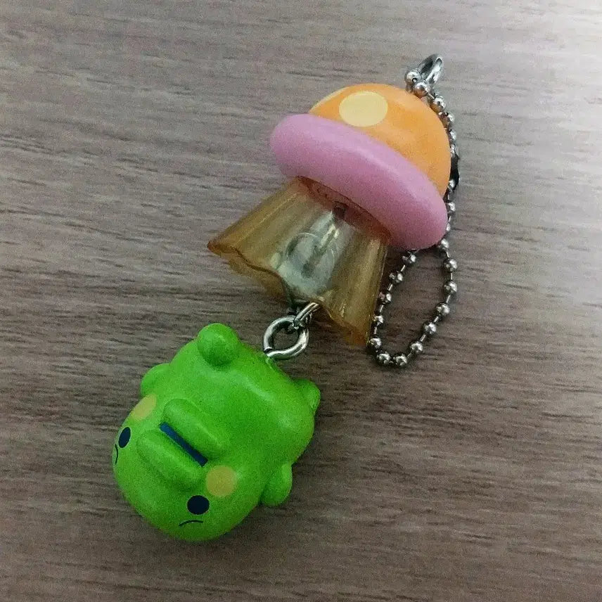 [BUNJANG] Bandai Tamagotchi UFO Gacha Guchipachi Chasing Chasing Keychain / 반다이 다마고치 ufo 가챠 구치파치 주댕치 키링 판매 양도 마메치미미치