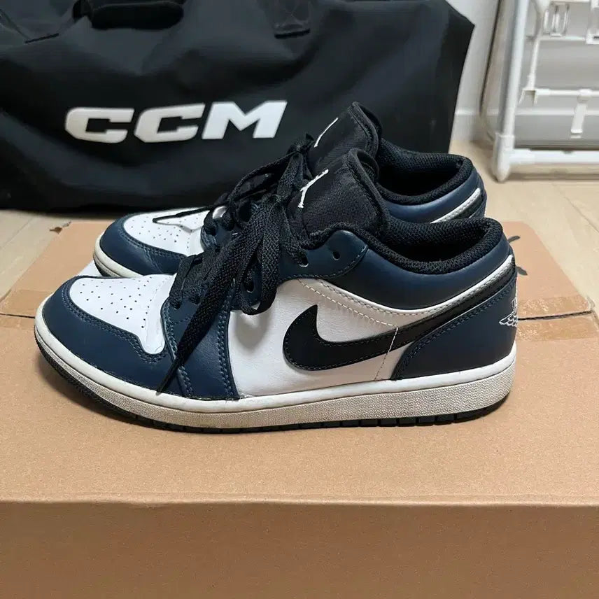 [SOLD OUT] 나이키 조던1 로우 다크틸 255