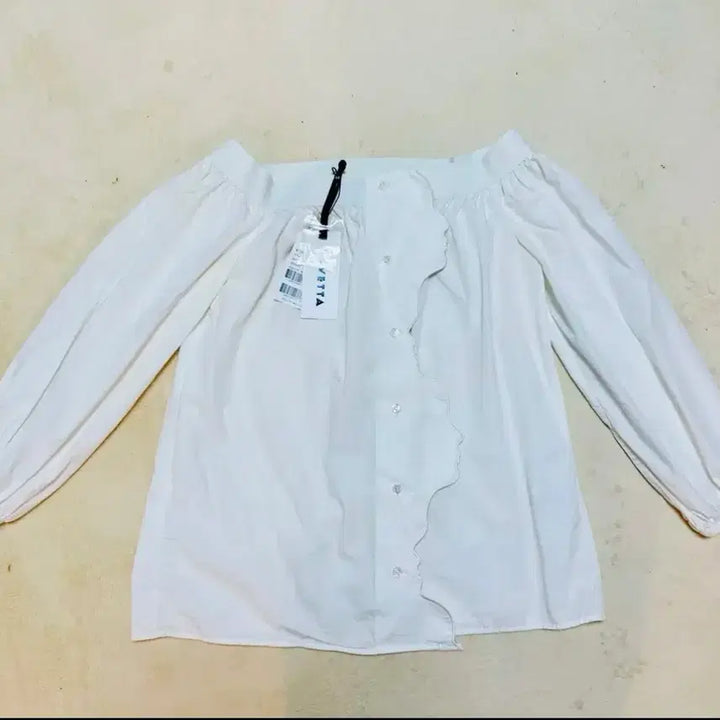 [BUNJANG] Vivetta White Off-Shoulder Blouse / VIVETTA 화이트 오프숄더 블라우스