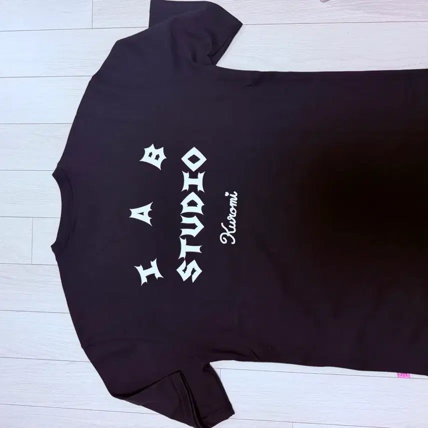 [BUNJANG] IAB STUDIO Kuromi Collaboration XL T-Shirt / 아이앱스튜디오 쿠로미 콜라보 xl