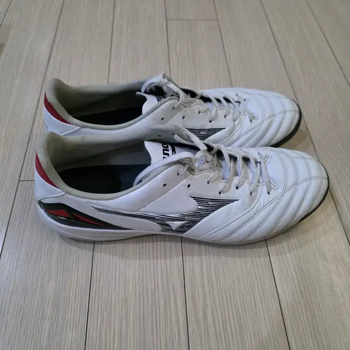 [BUNJANG] Mizuno Morelia Neo IV 280mm Futsal Shoes / 미즈노 모렐리아 네오 IV 280mm 풋살화