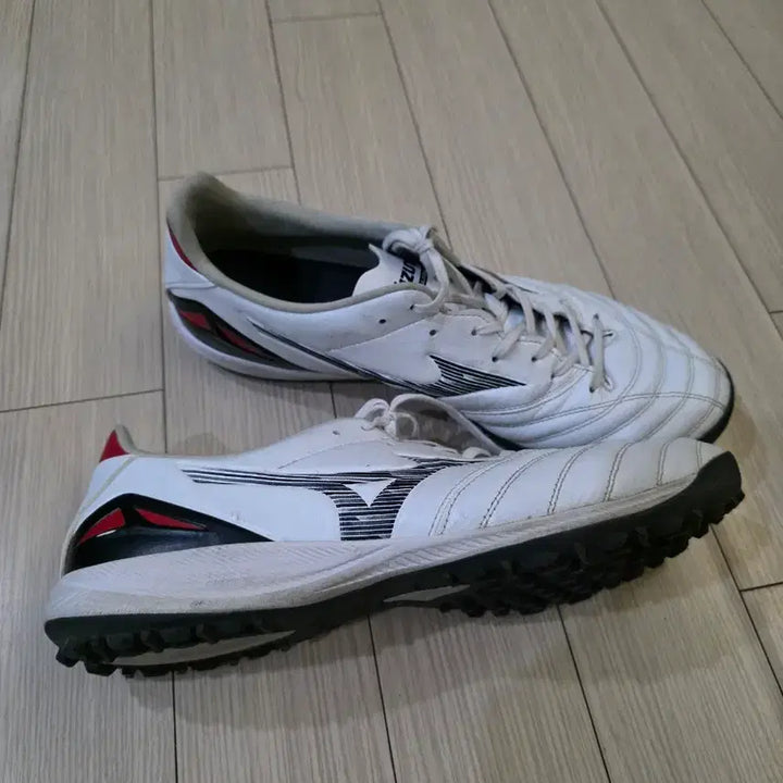 [BUNJANG] Mizuno Morelia Neo IV 280mm Futsal Shoes / 미즈노 모렐리아 네오 IV 280mm 풋살화