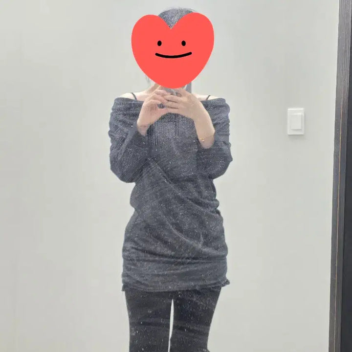 [BUNJANG] Colza Black One-gyaru Style Glitter Drape Off-Shoulder Long Sleeve Dress / colza 일본빈티지)블랙오네갸루 글리터 드레이프 오프숄더 롱슬리브원피스